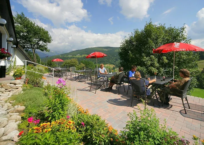 Krakonos Pensión 3*